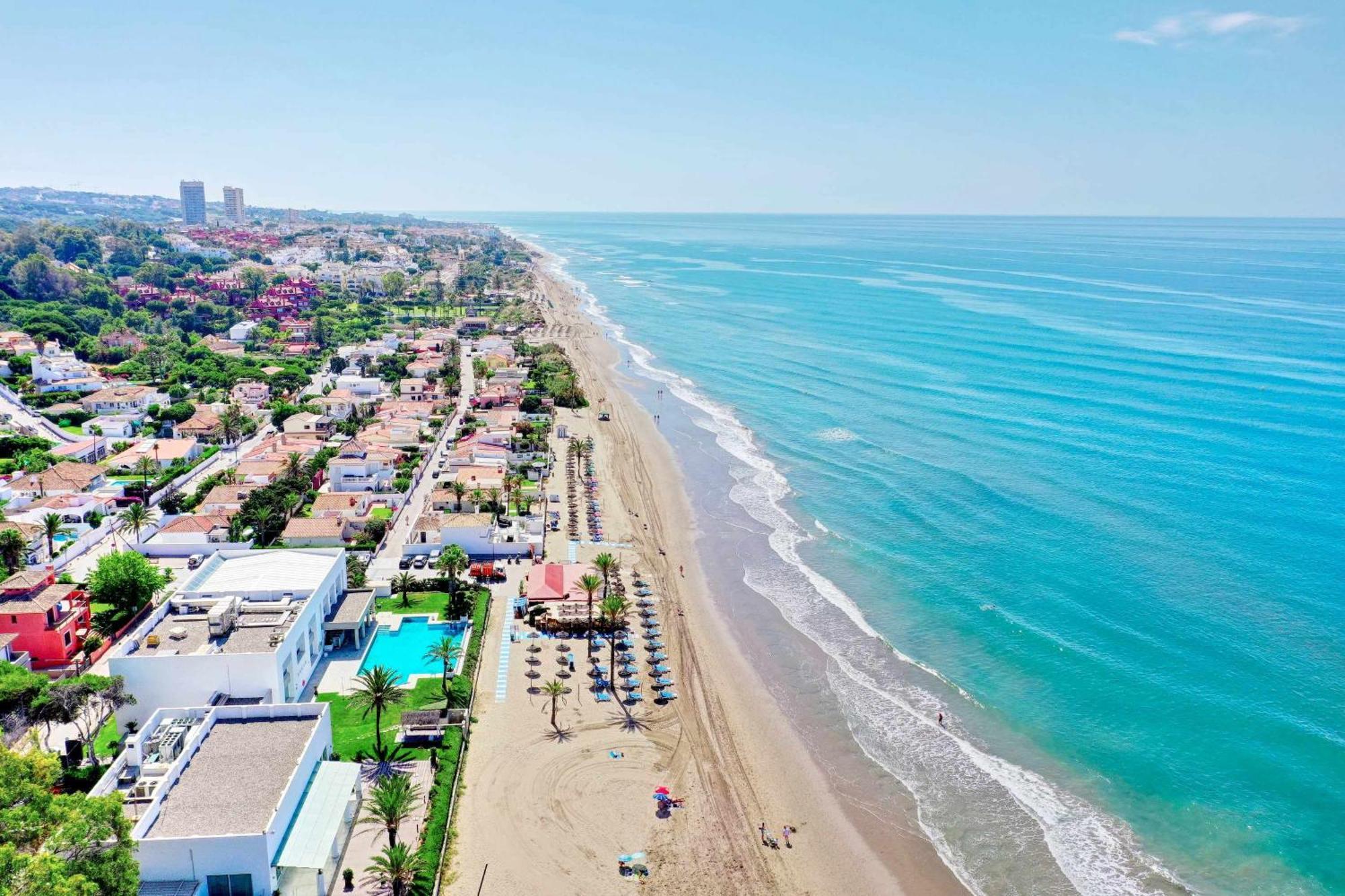 1104 First Line Beach Apartment Golden Beach Pool Марбелья Екстер'єр фото
